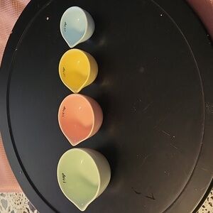 Laura Ashley  Measuring  cups